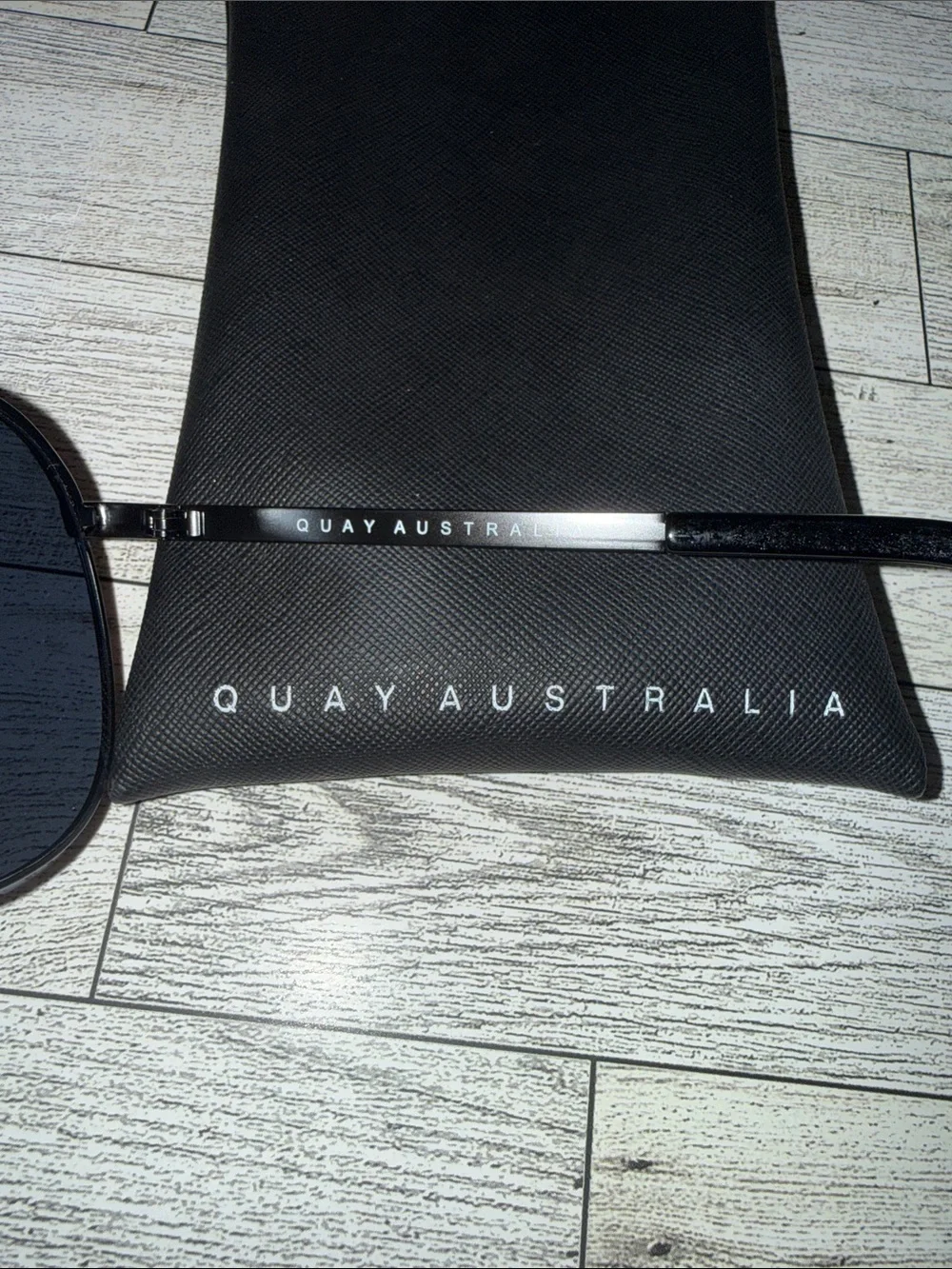 New Quay Australia Black Metal Aviator Sunglasses